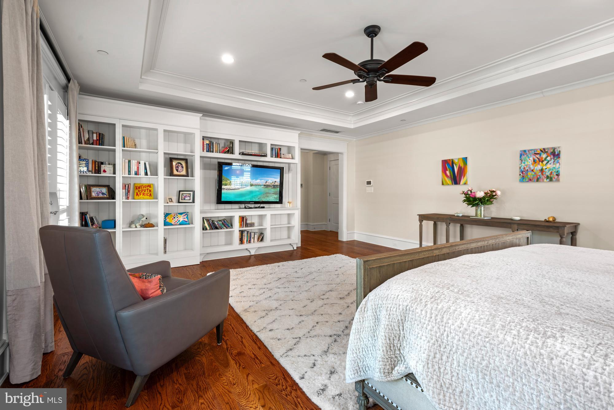 BRADLEY HILLS - Residential