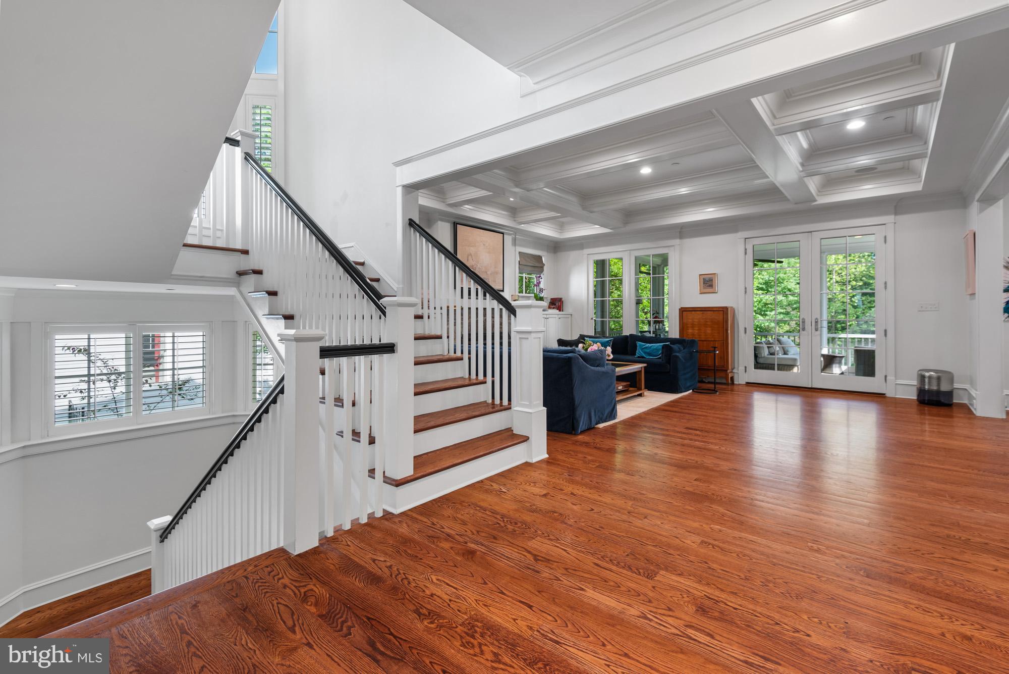 BRADLEY HILLS - Residential