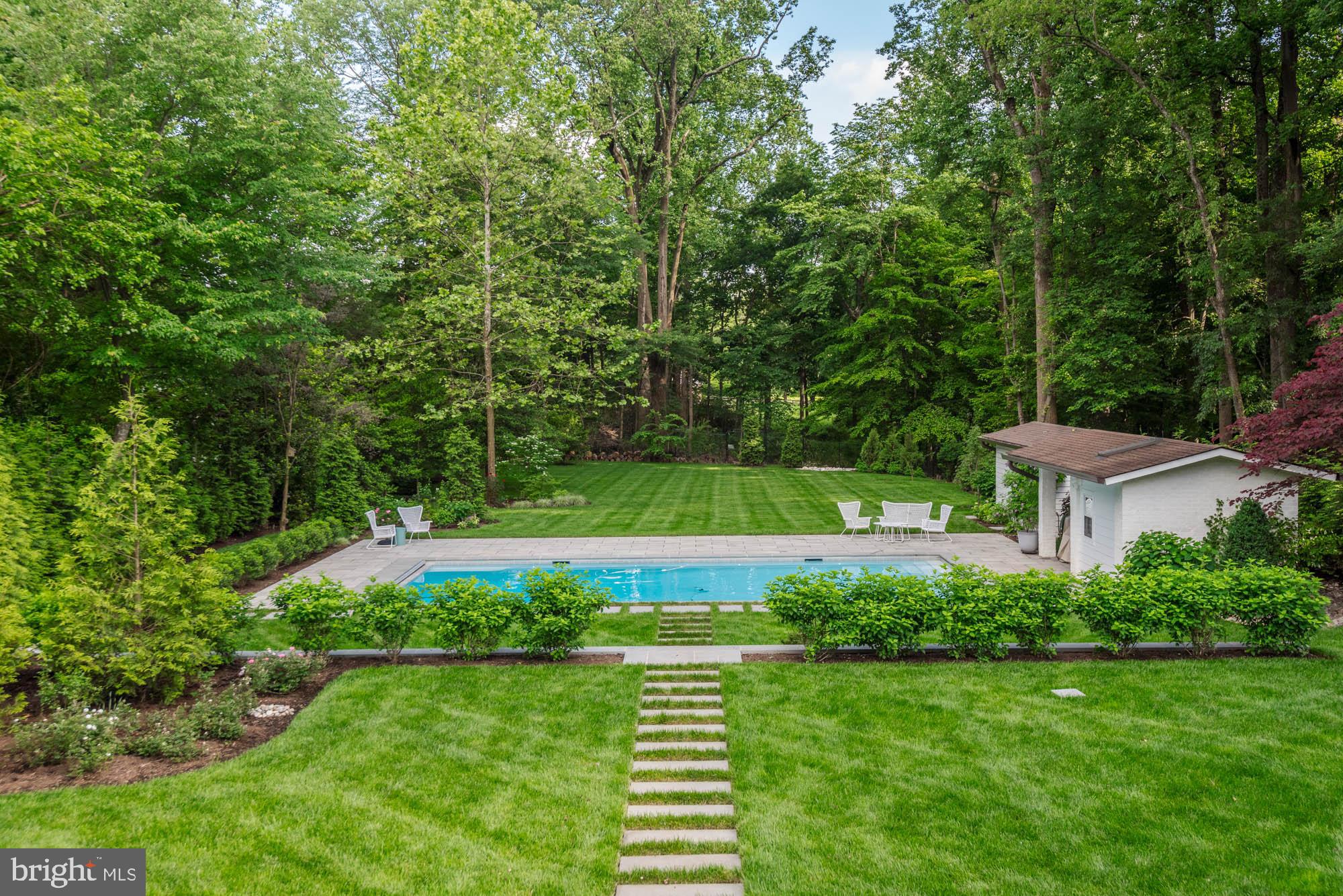 BRADLEY HILLS - Residential