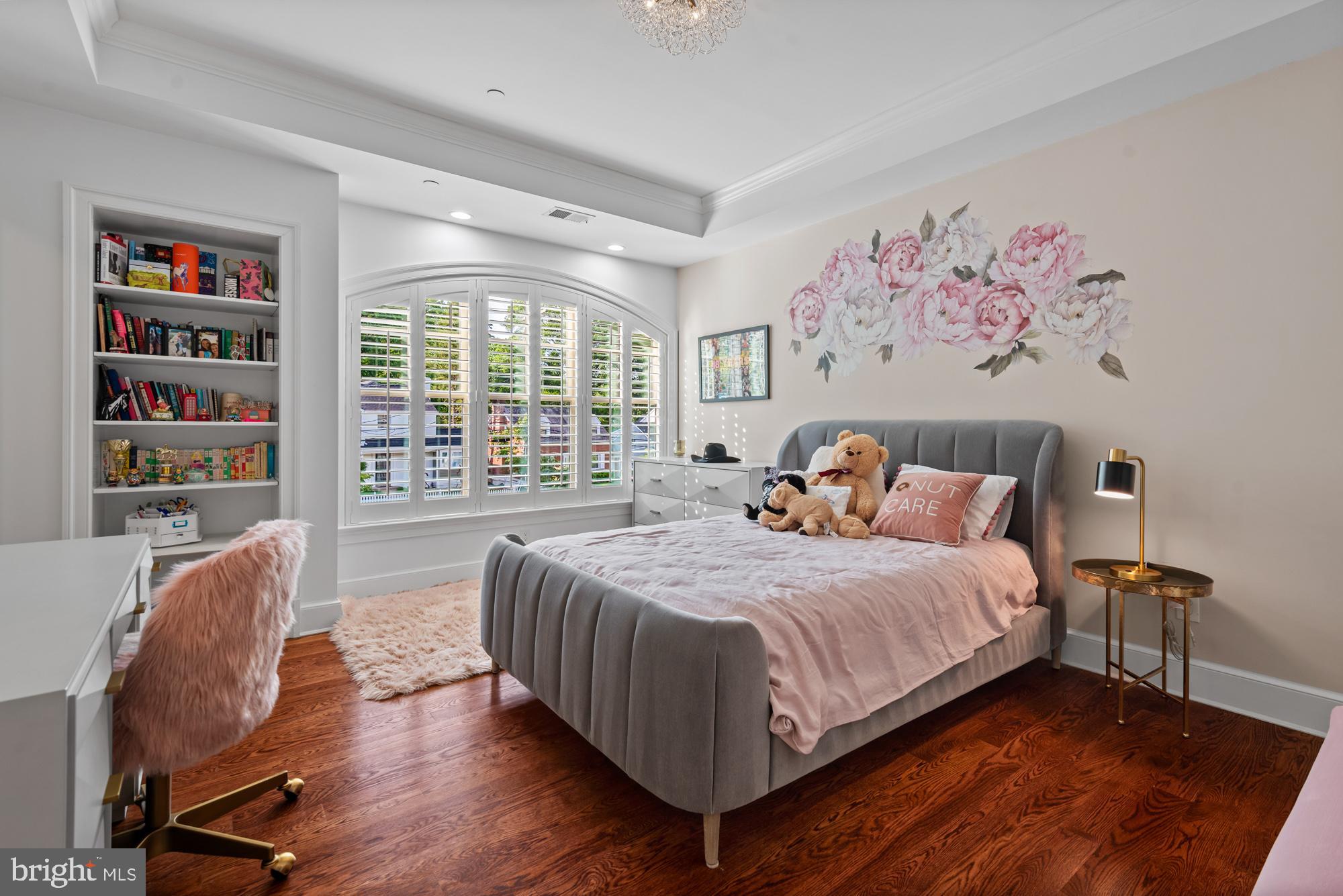 BRADLEY HILLS - Residential