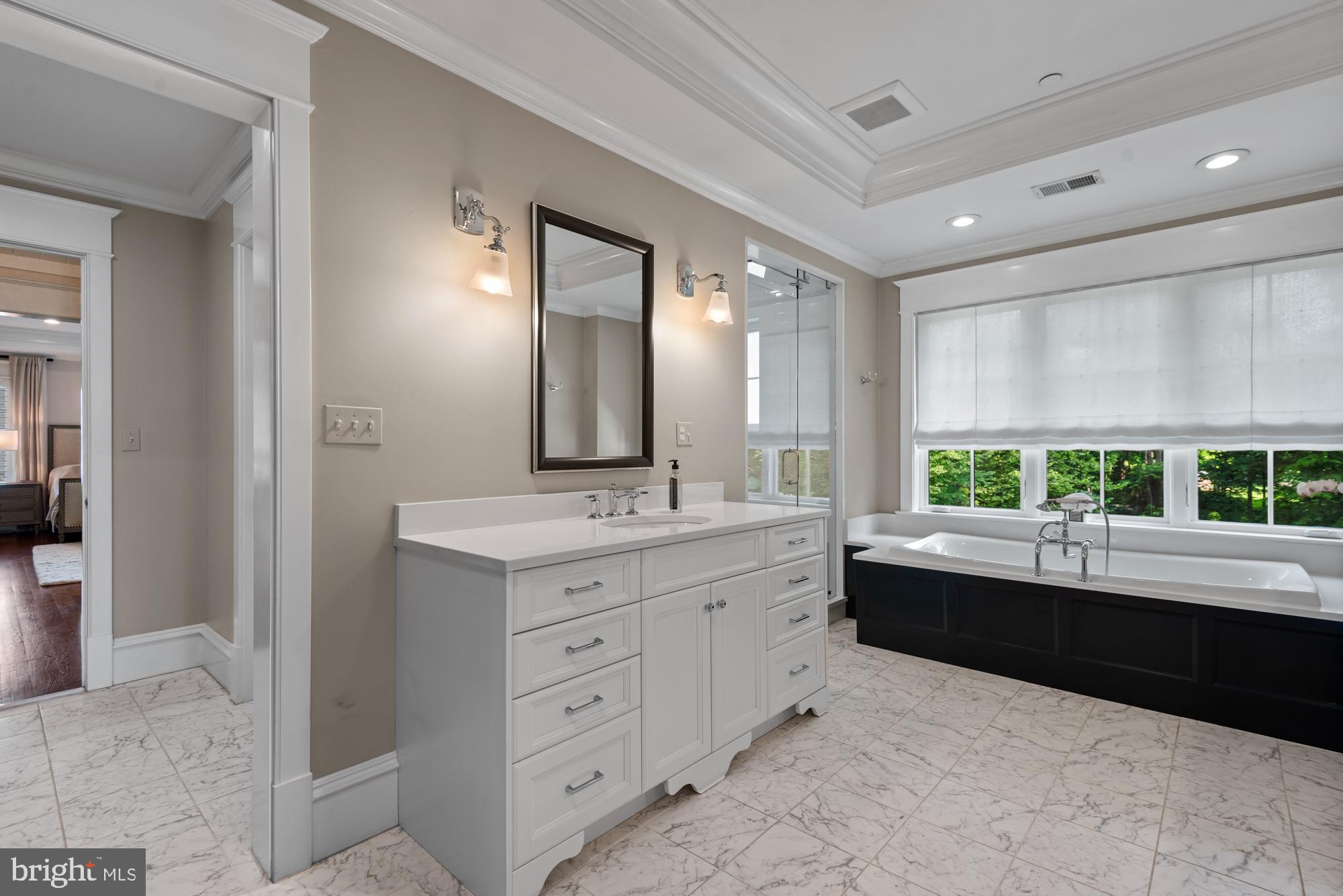 BRADLEY HILLS - Residential