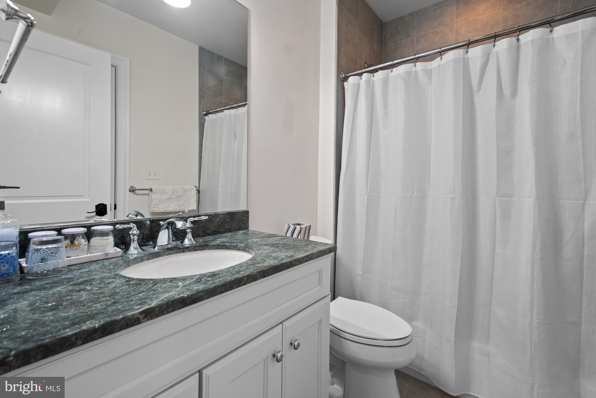 BRADLEY HILLS - Residential