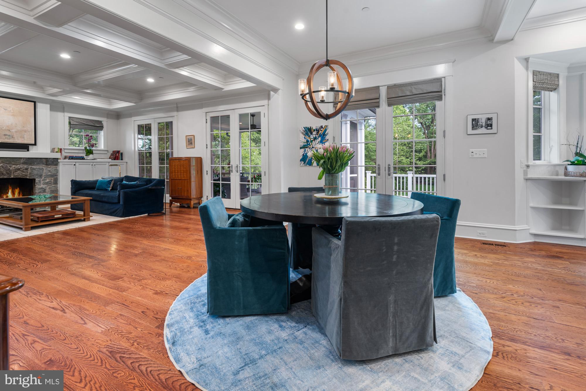 BRADLEY HILLS - Residential