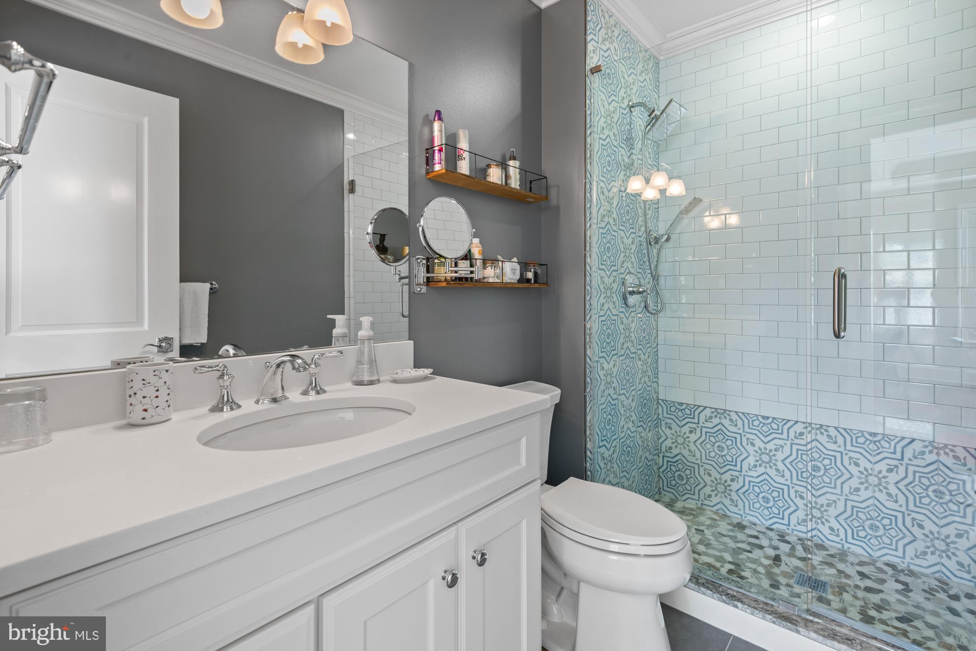 BRADLEY HILLS - Residential