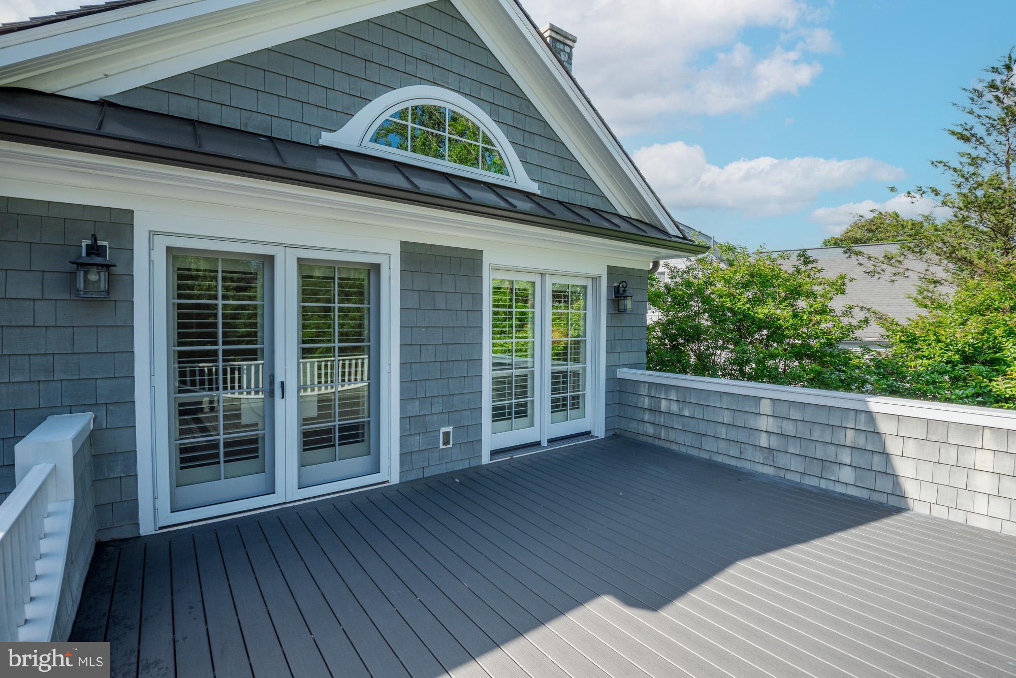 BRADLEY HILLS - Residential