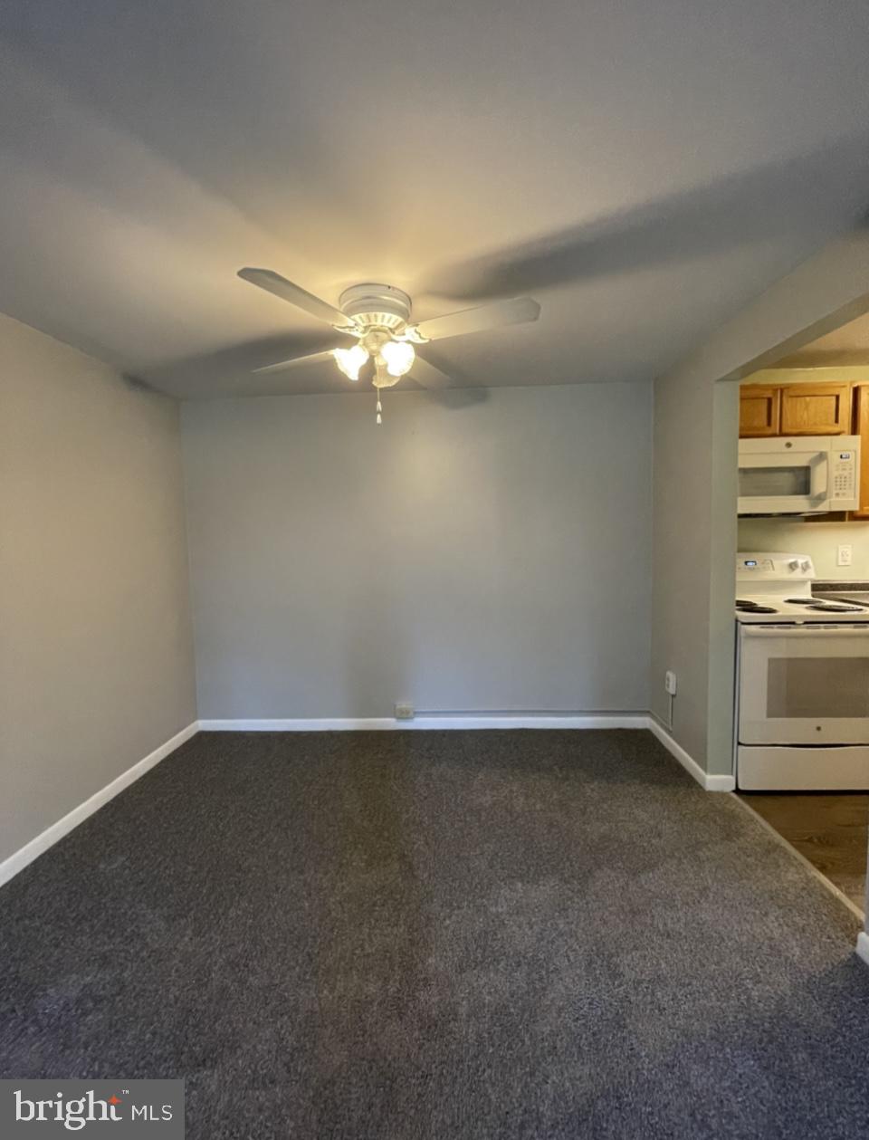 804 VAUGHN ROAD C-9