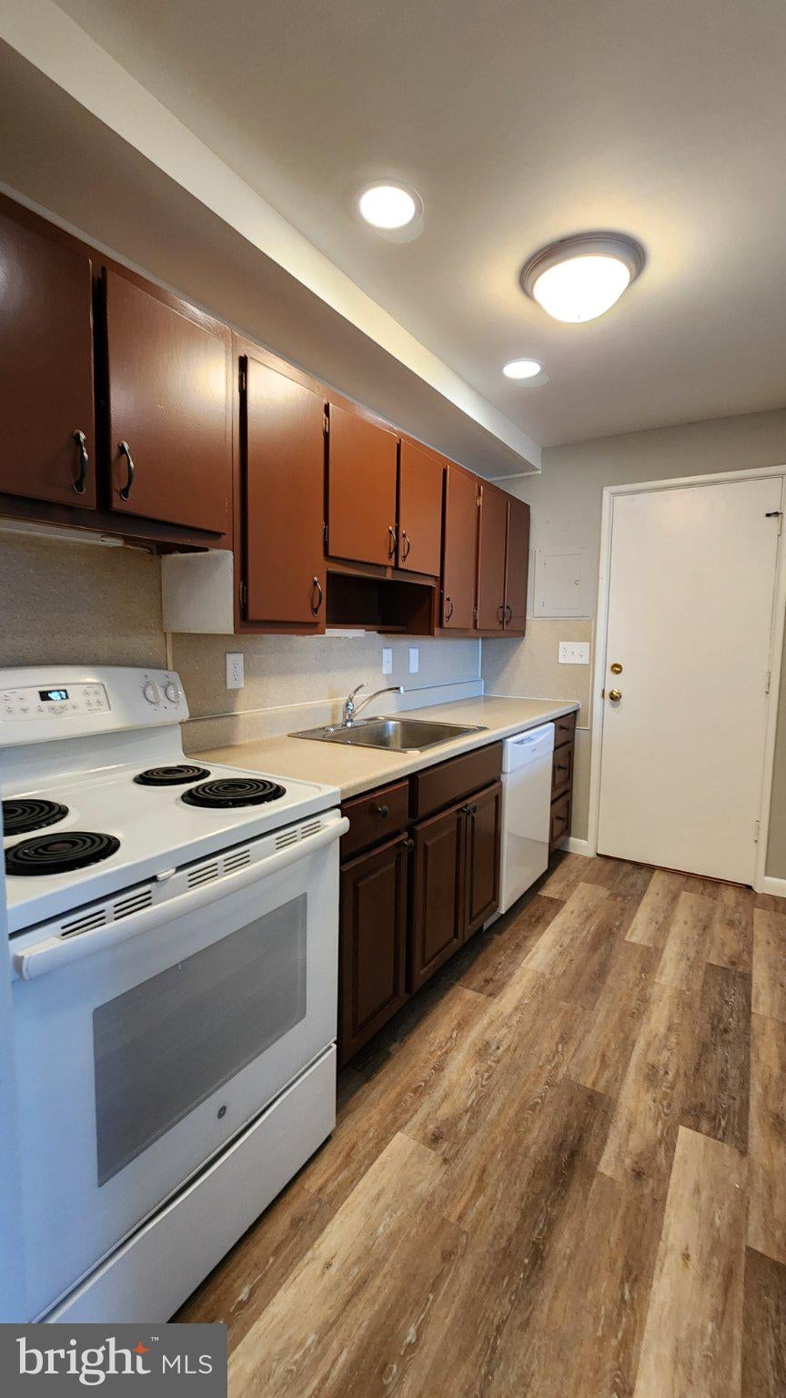 804 VAUGHN ROAD C-9