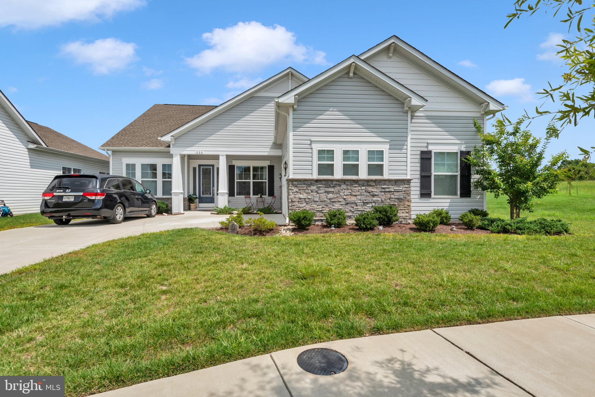 255 SAILCLOTH WAY