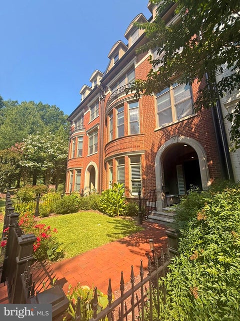 Photo of 10777 Symphony Park Drive, NORTH BETHESDA, MD 20852 (MLS # MDMC2257250)