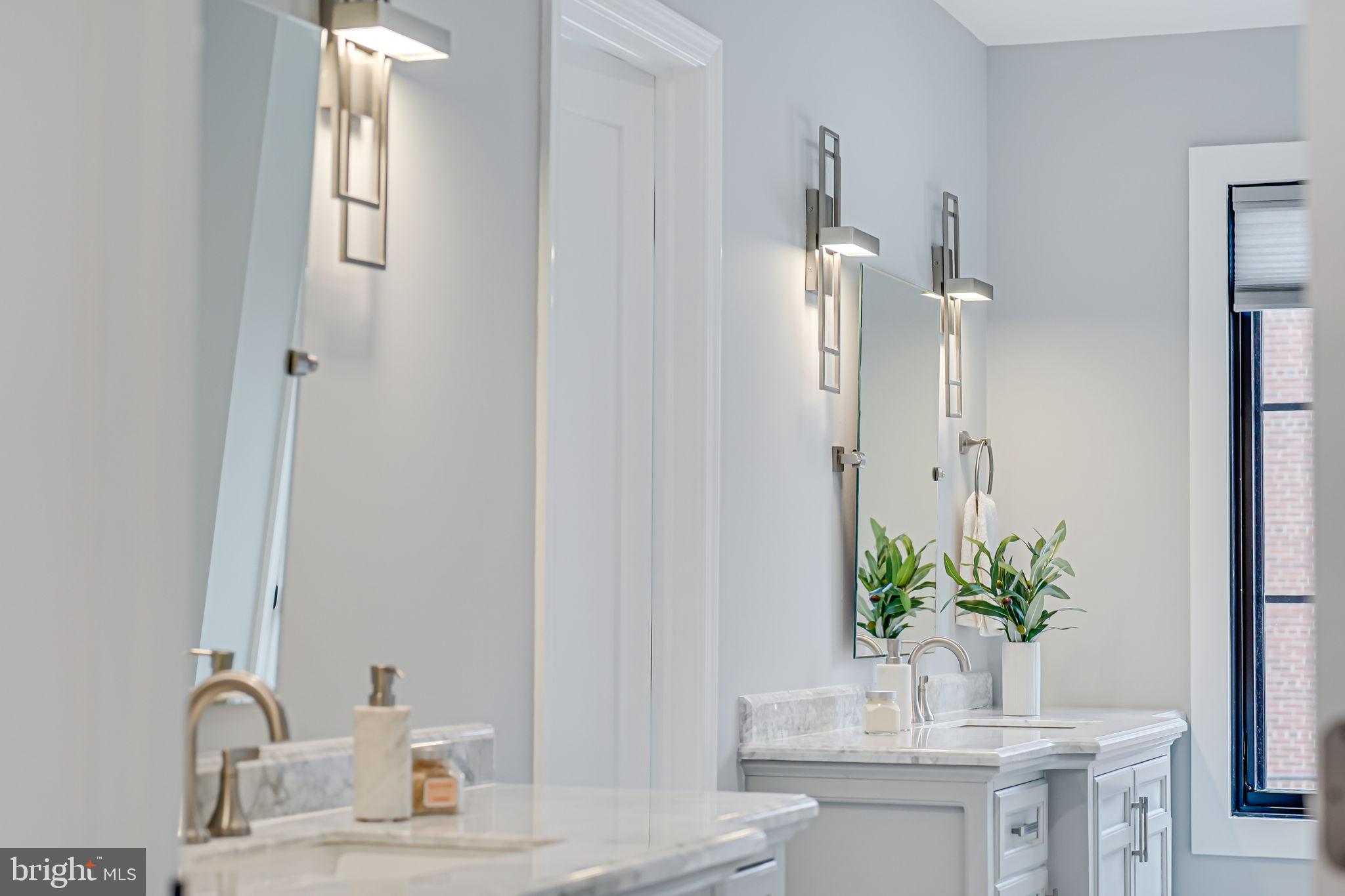 LYON PARK - Residential