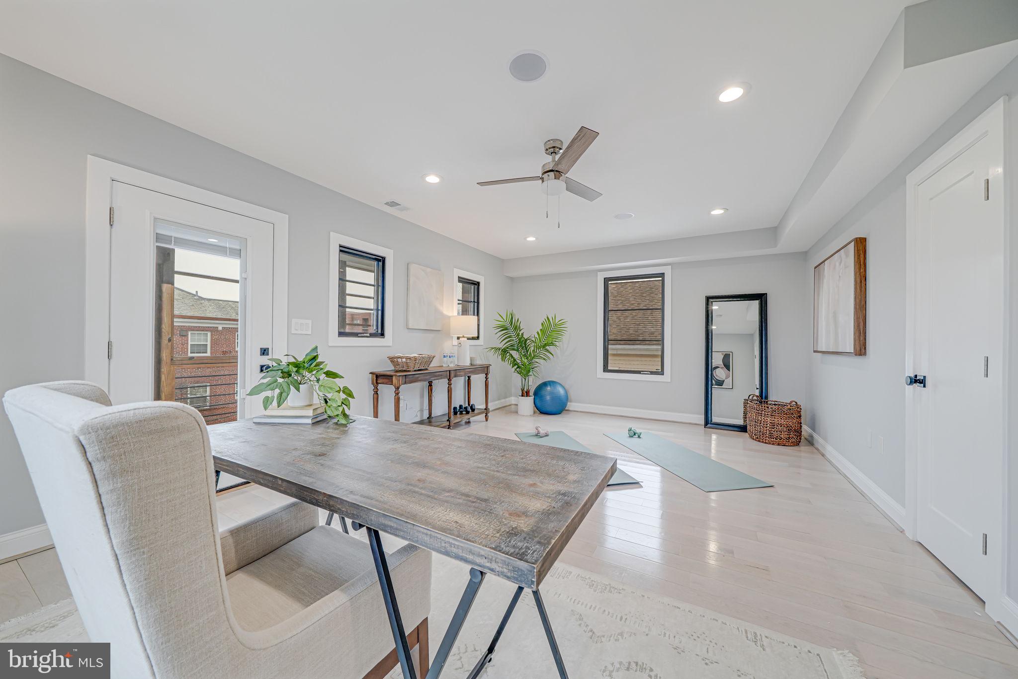 LYON PARK - Residential