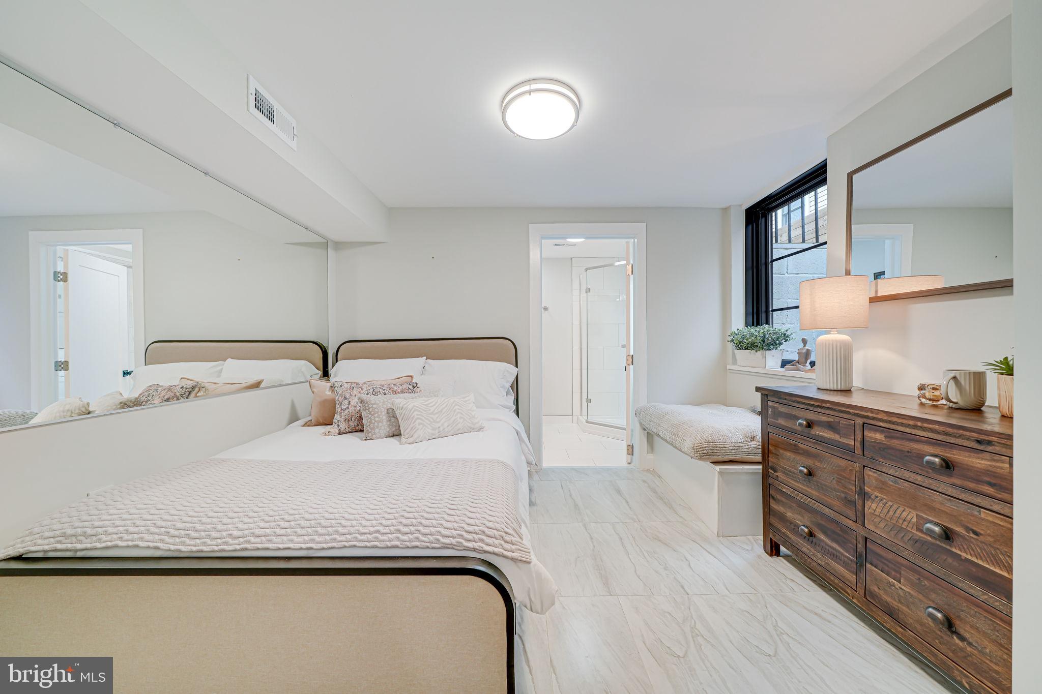 LYON PARK - Residential