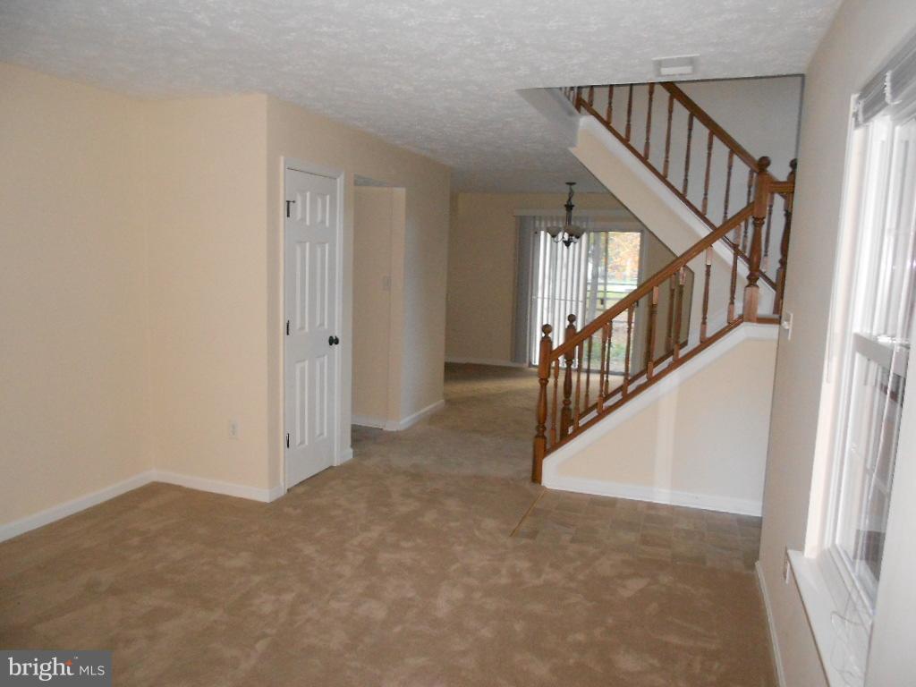 DORCHESTER - Residential Lease