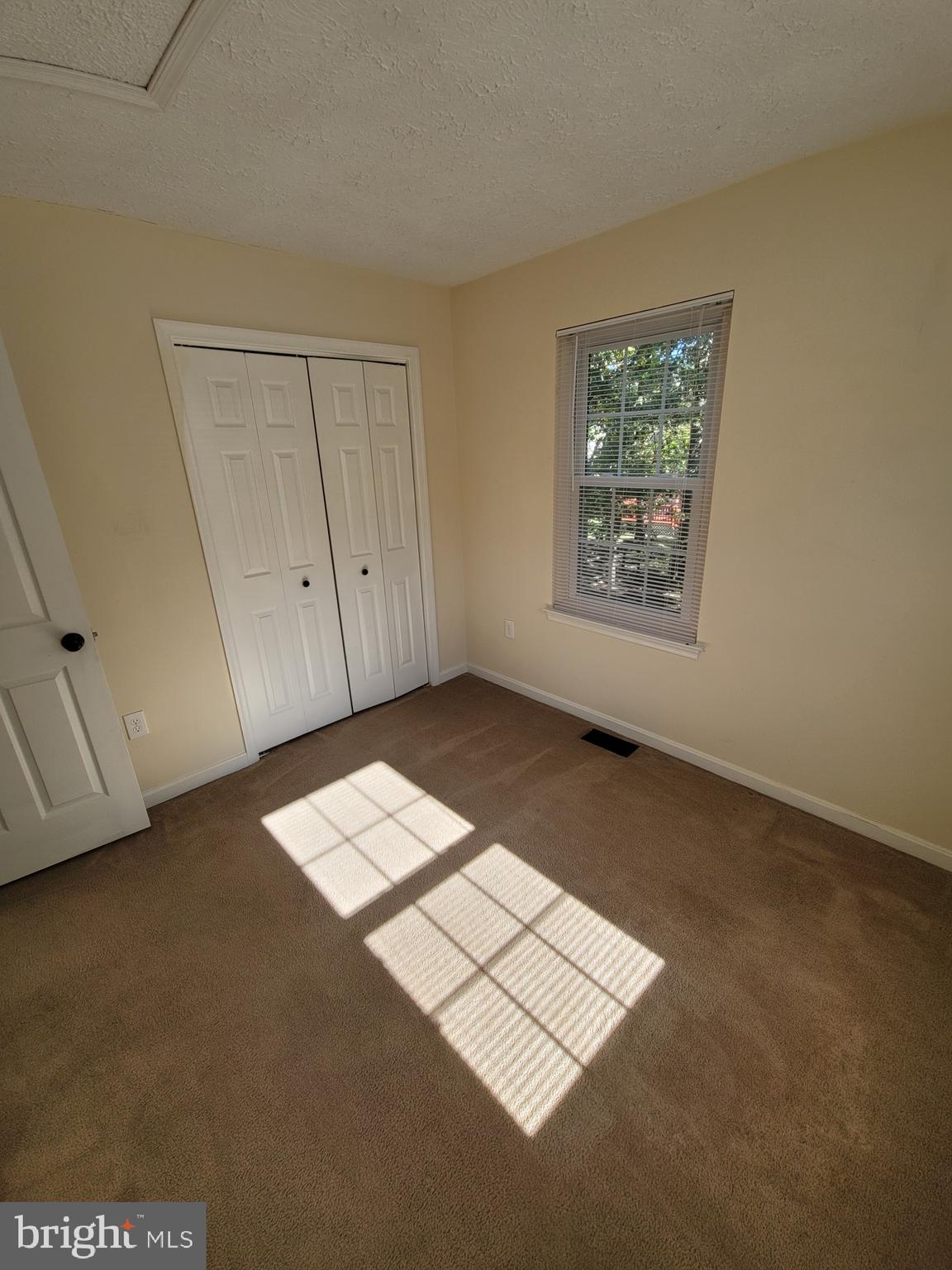 DORCHESTER - Residential Lease