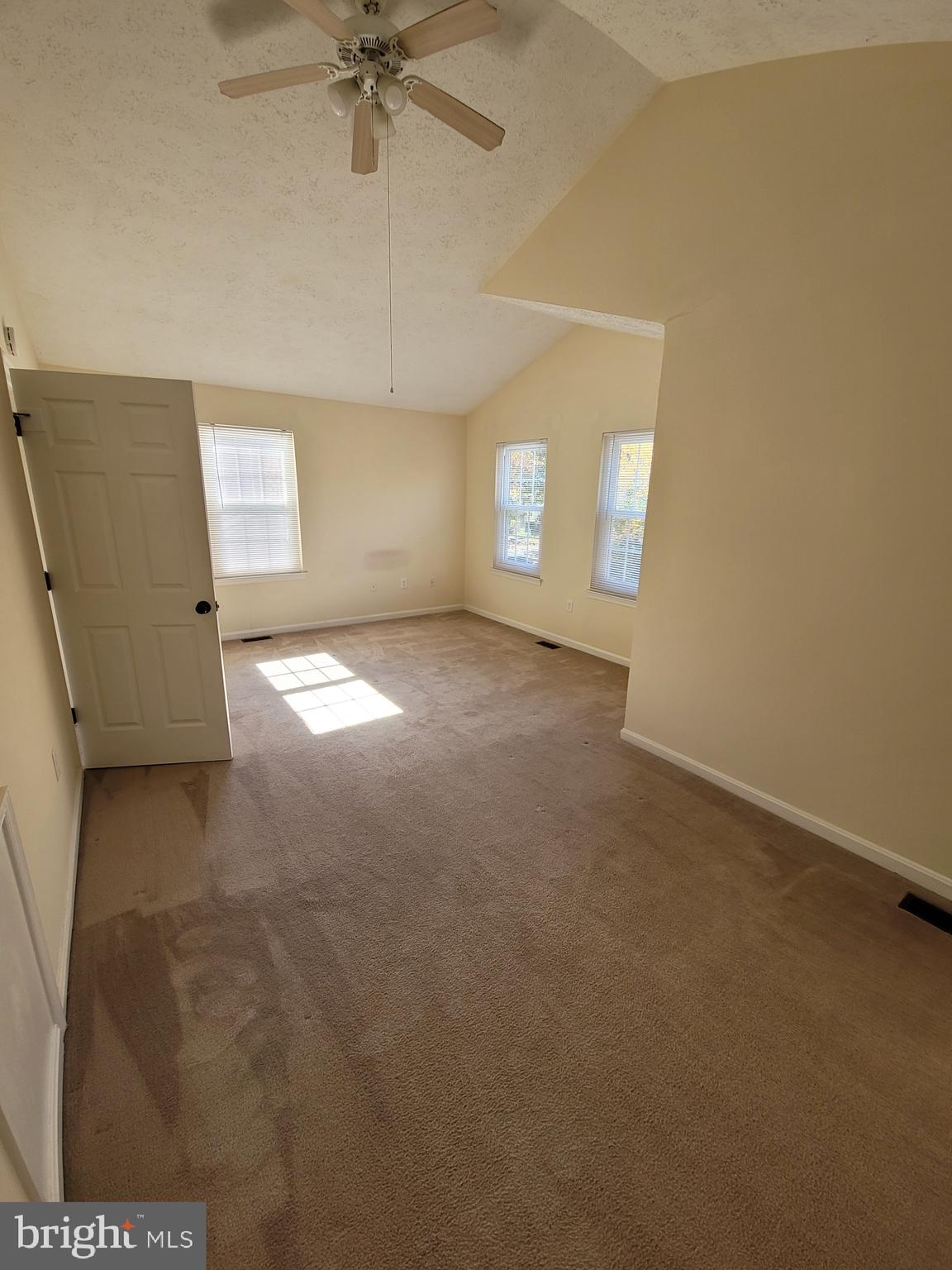 DORCHESTER - Residential Lease