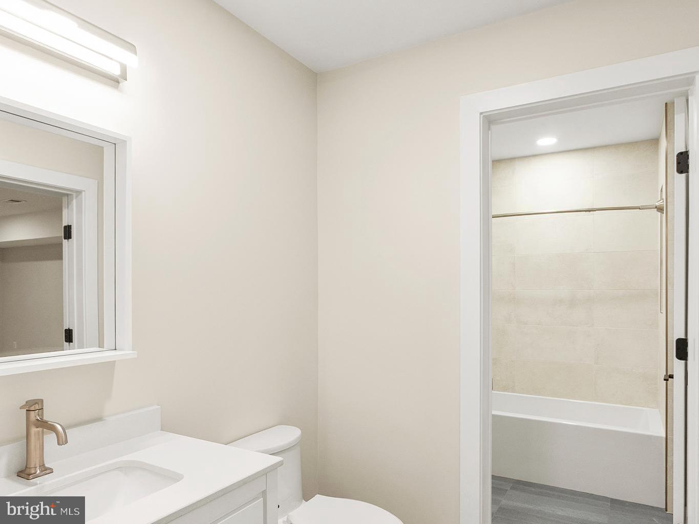 CHEVY CHASE VILLAGE - Residential