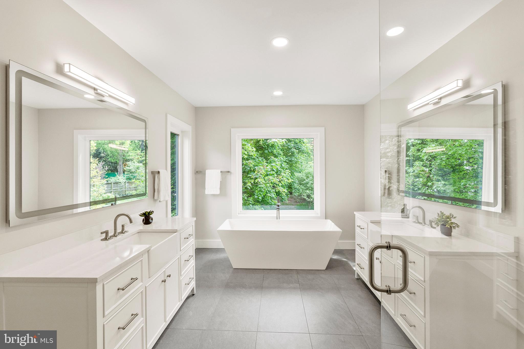 CHEVY CHASE VILLAGE - Residential