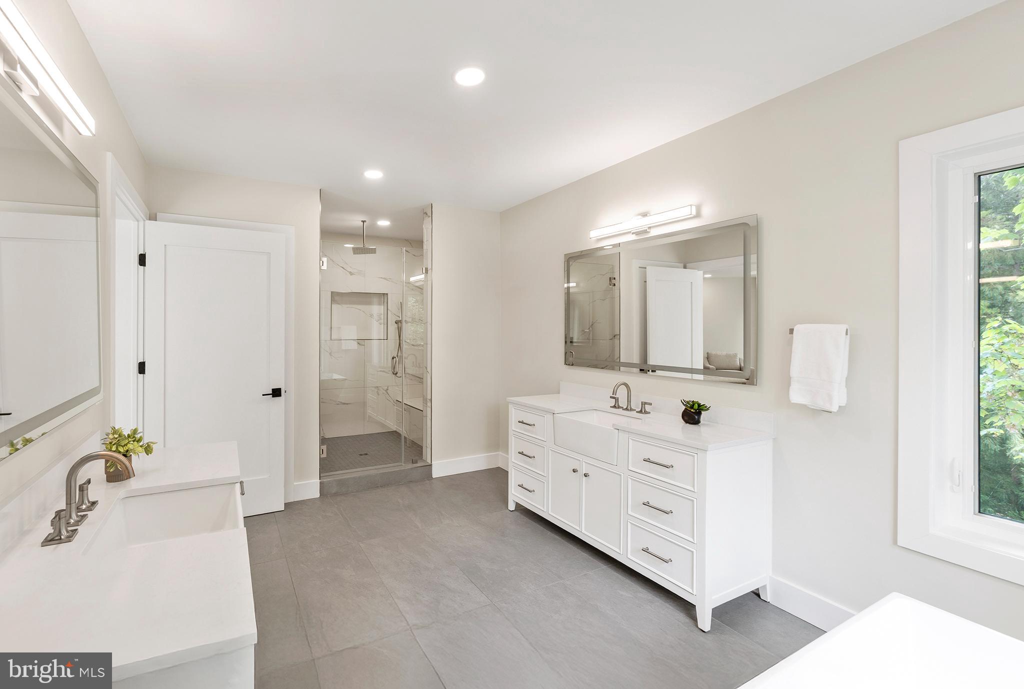 CHEVY CHASE VILLAGE - Residential