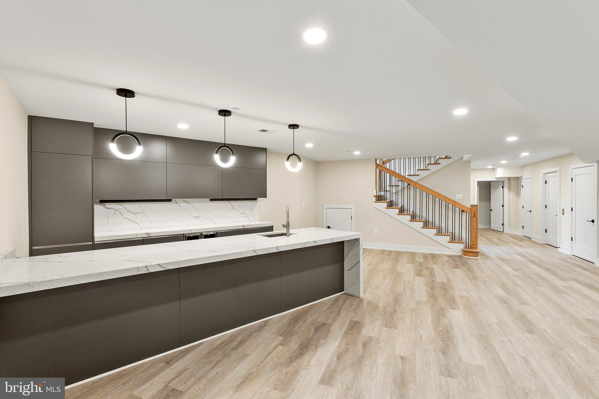 CHEVY CHASE VILLAGE - Residential