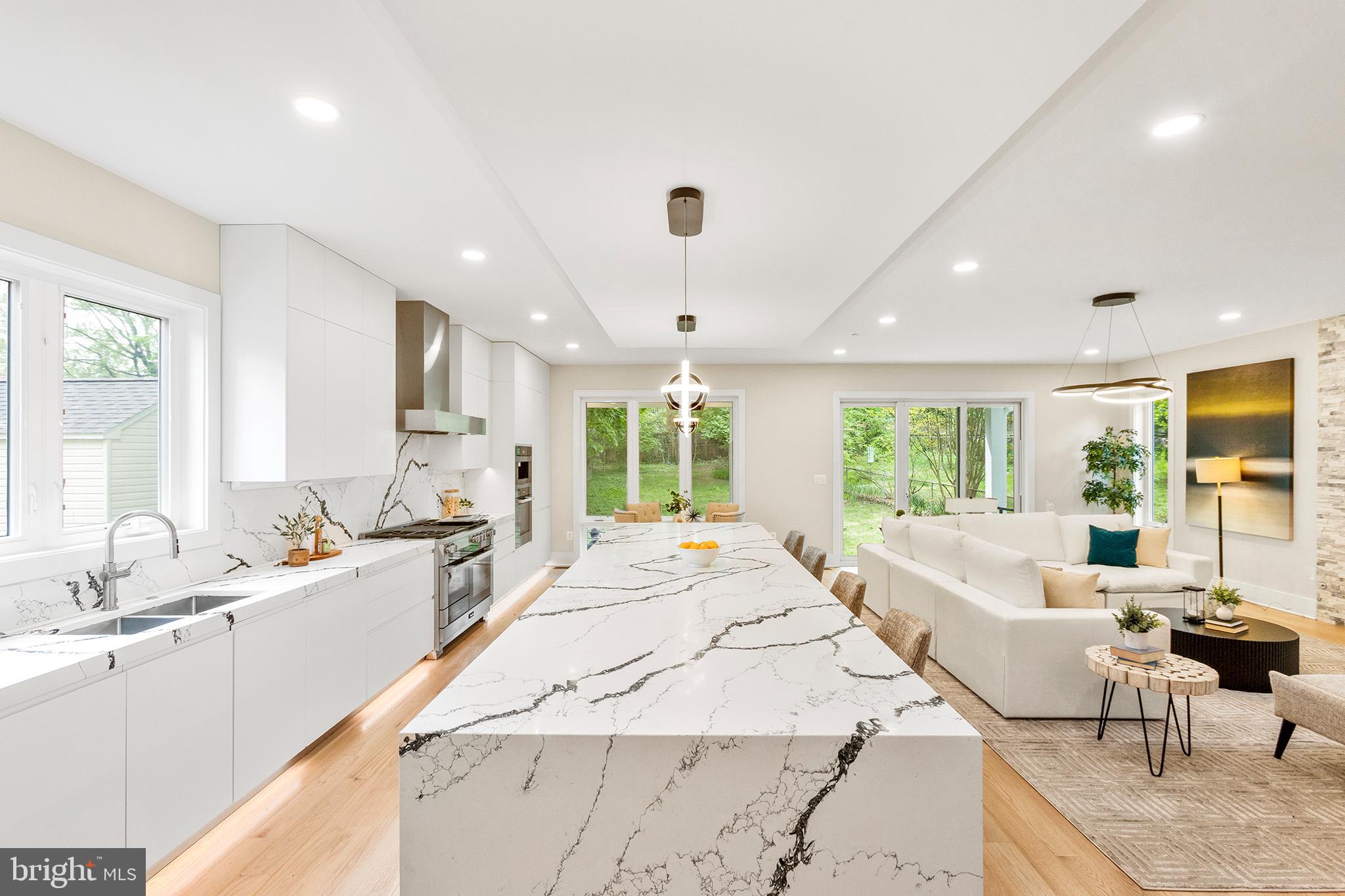 CHEVY CHASE VILLAGE - Residential