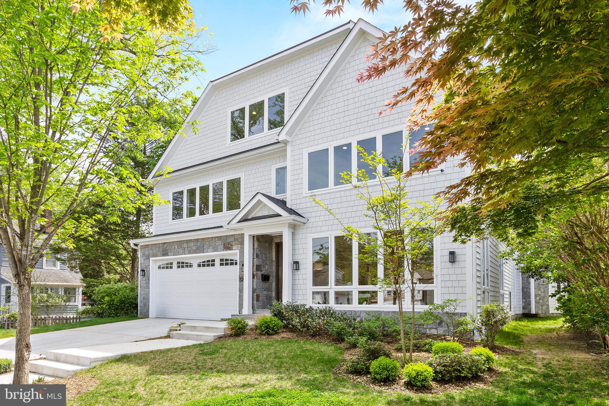 CHEVY CHASE VILLAGE - Residential