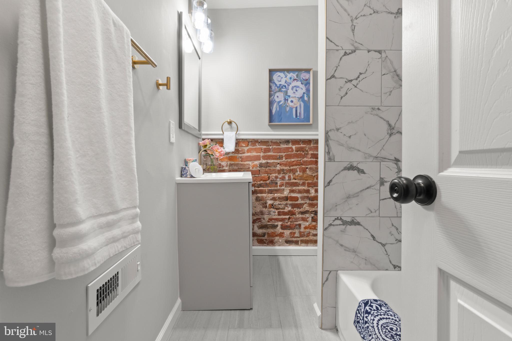 MANAYUNK - Residential