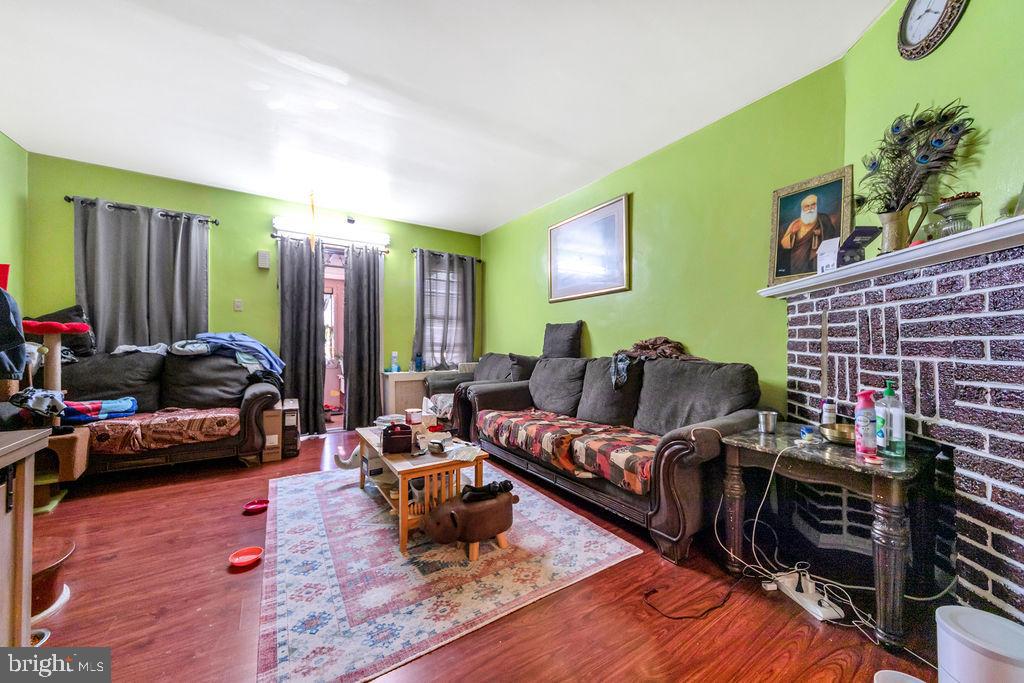 STONEHURST - Residential