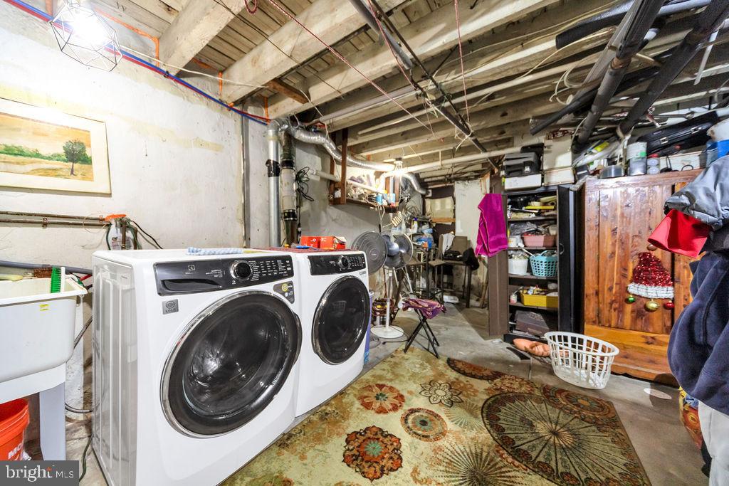 STONEHURST - Residential