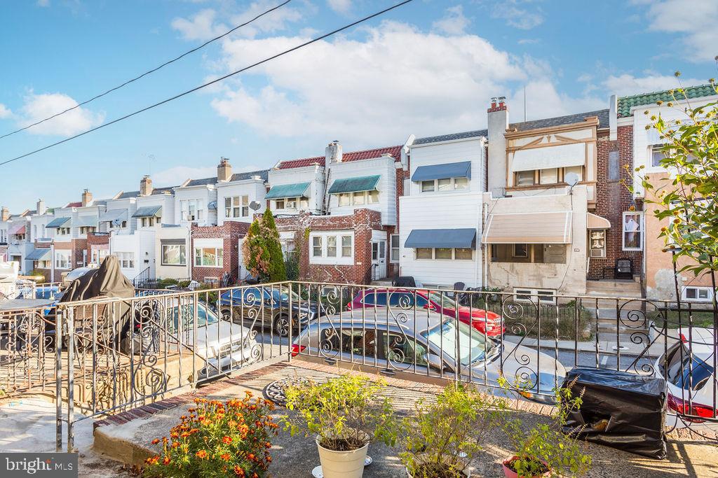 STONEHURST - Residential