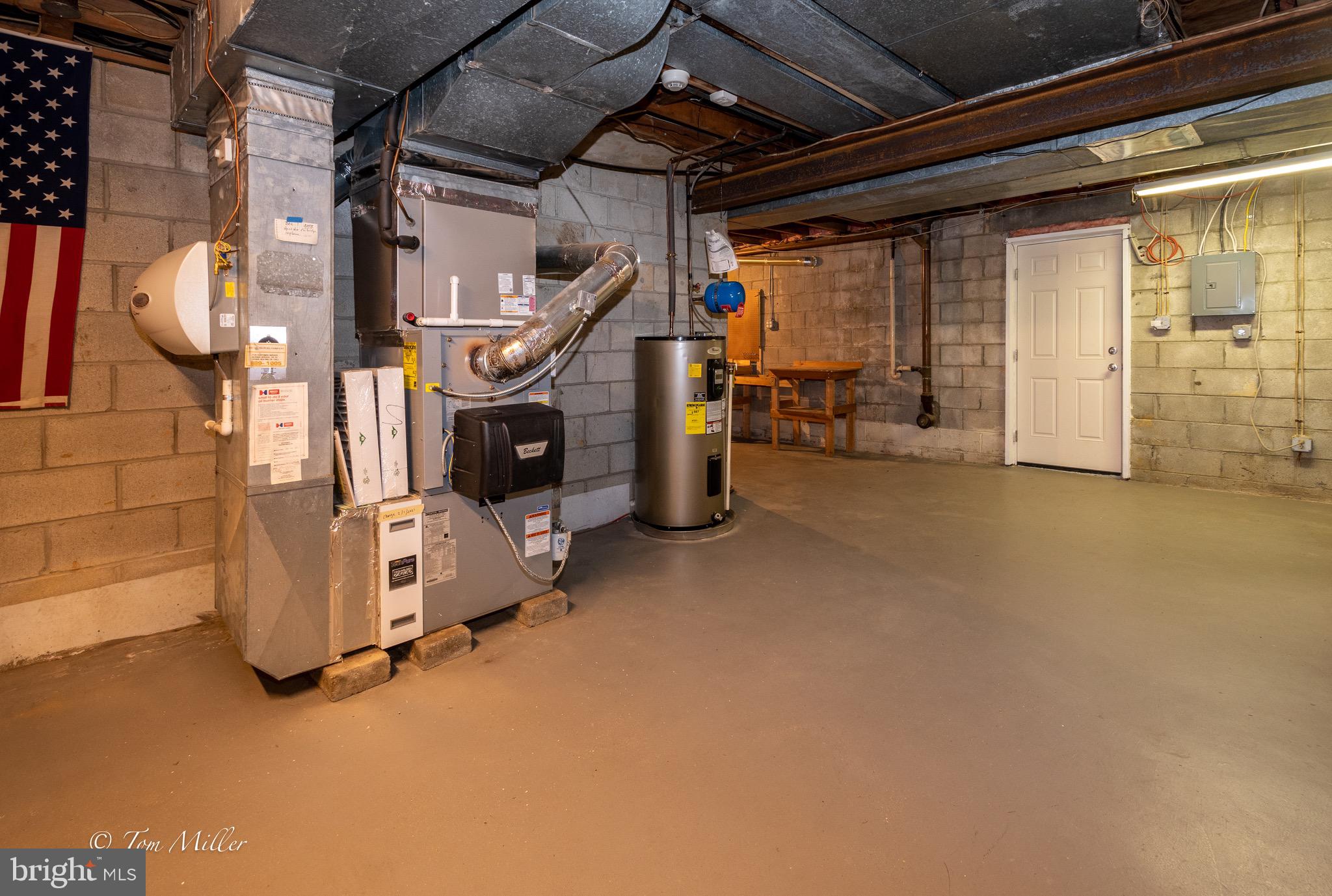 VELVET RIDGE - Residential