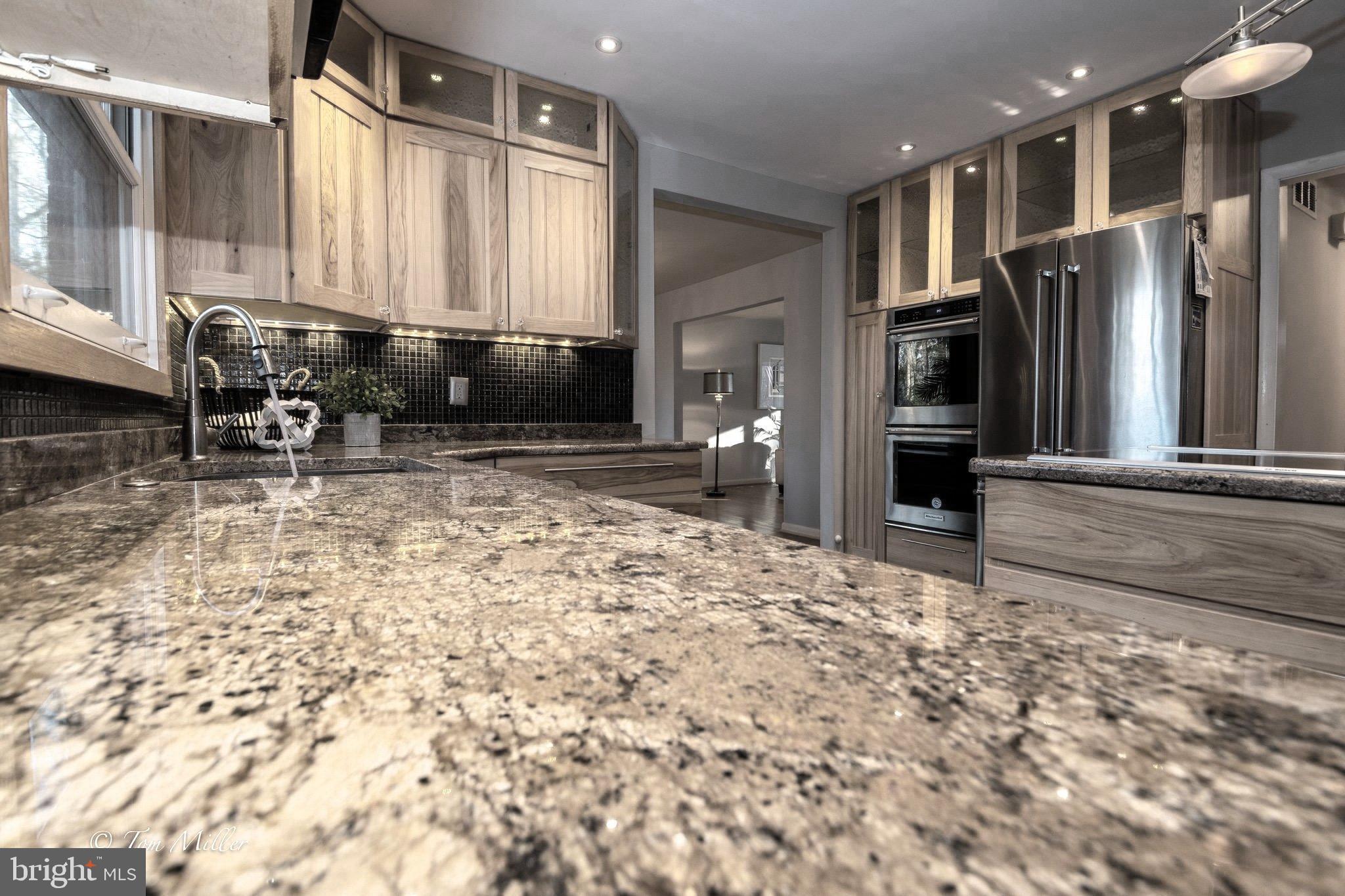 VELVET RIDGE - Residential