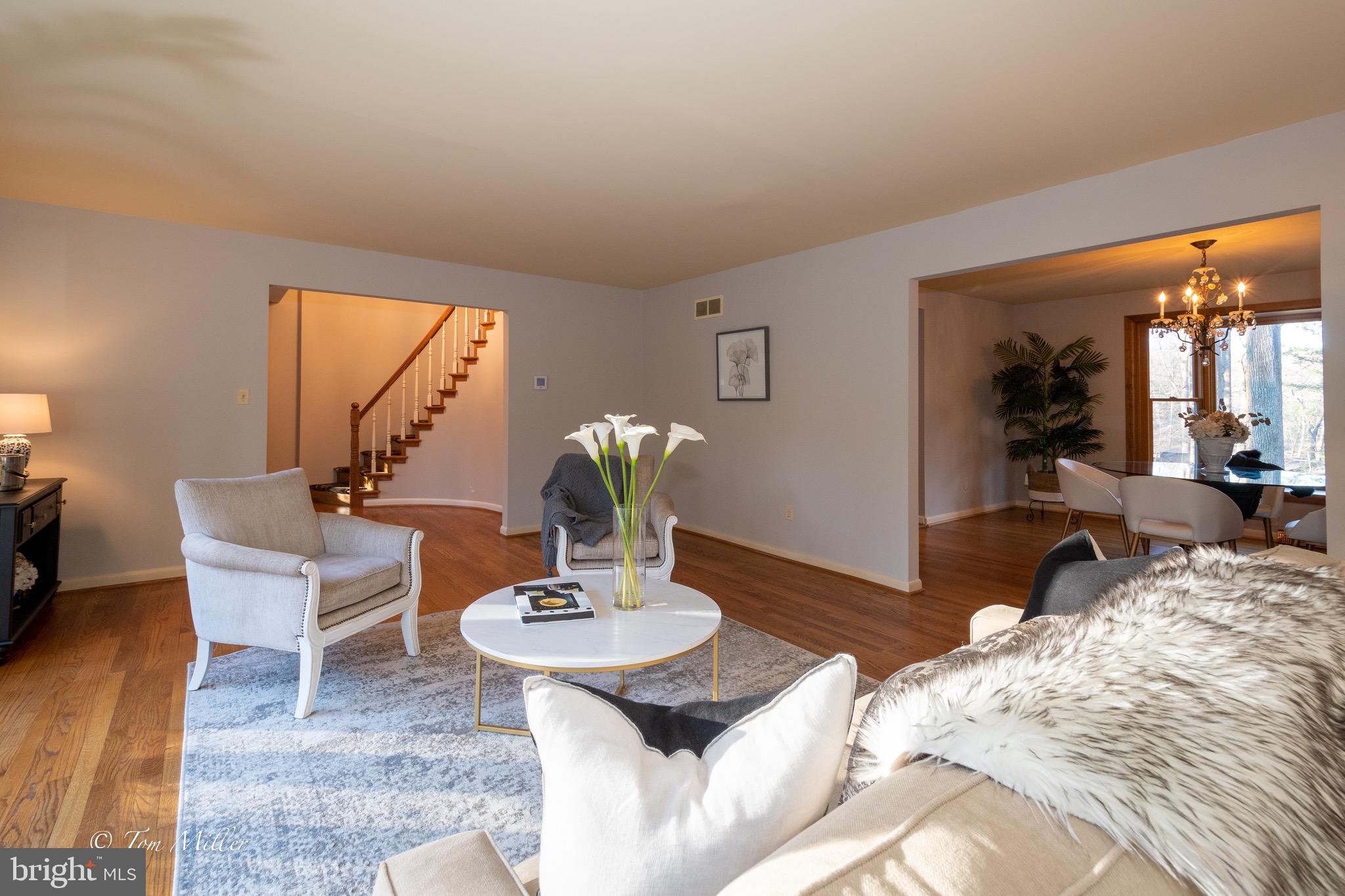 VELVET RIDGE - Residential