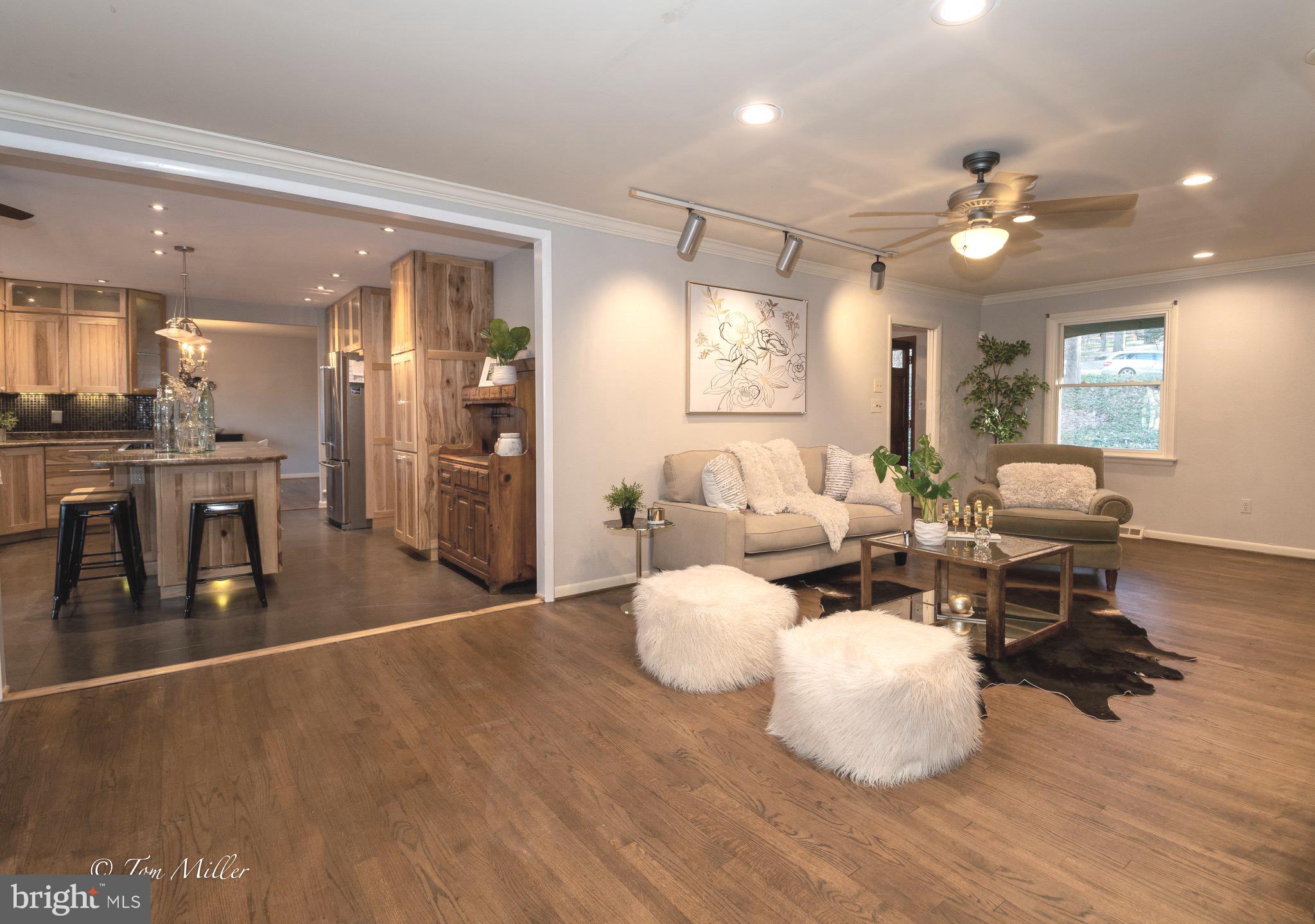 VELVET RIDGE - Residential