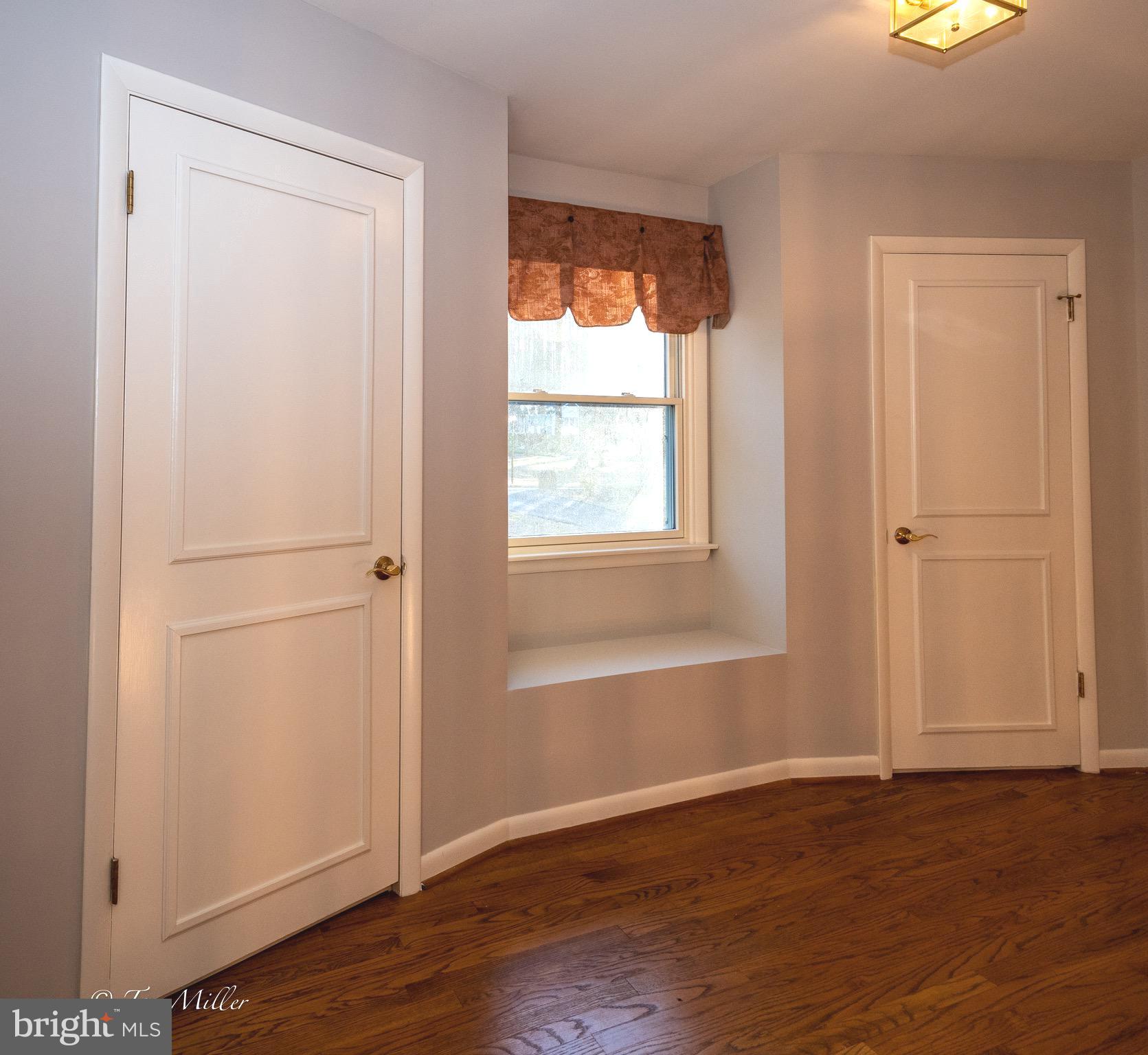 VELVET RIDGE - Residential