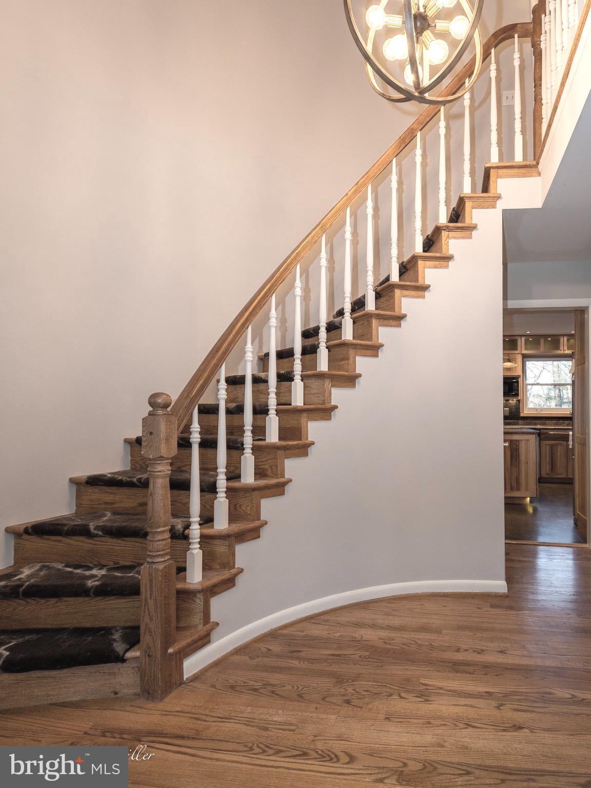 VELVET RIDGE - Residential