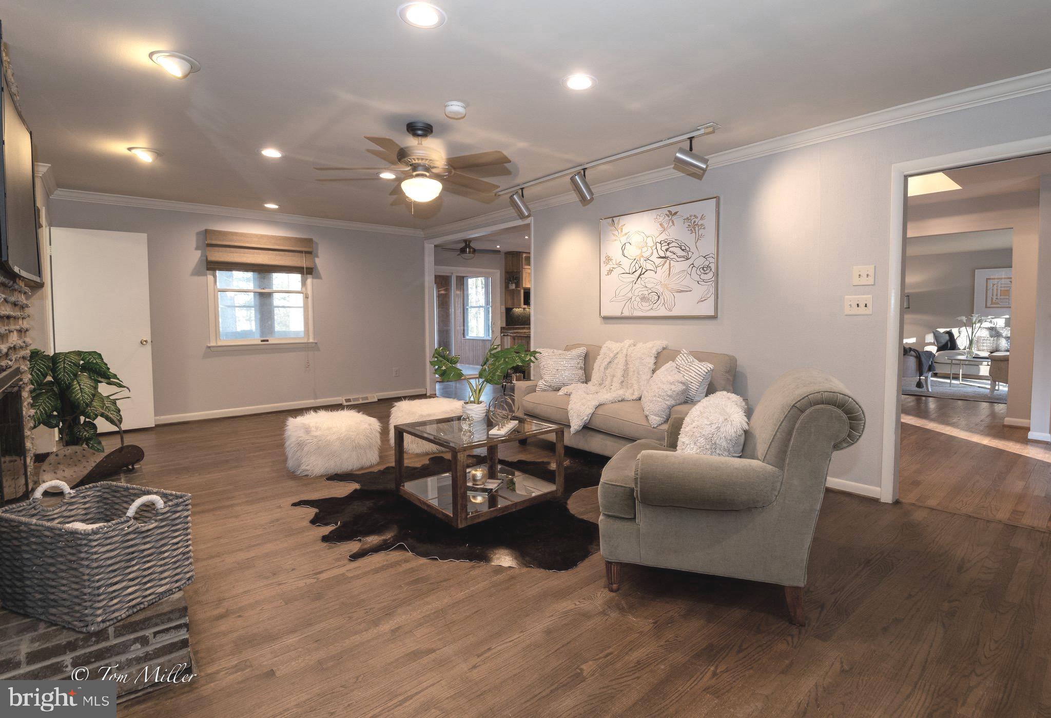 VELVET RIDGE - Residential