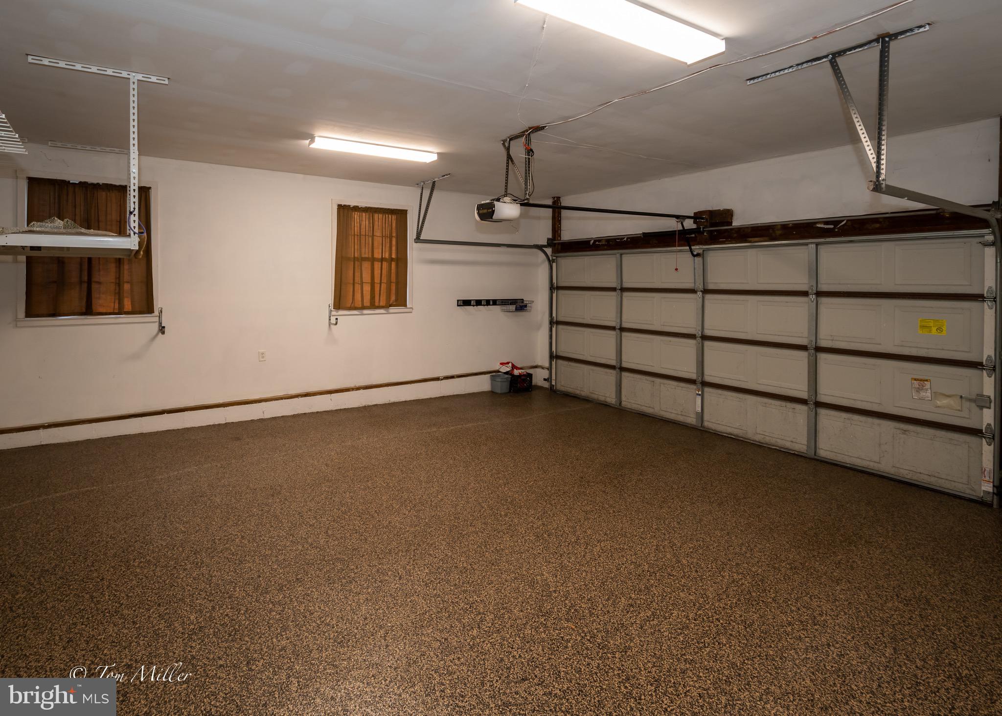 VELVET RIDGE - Residential