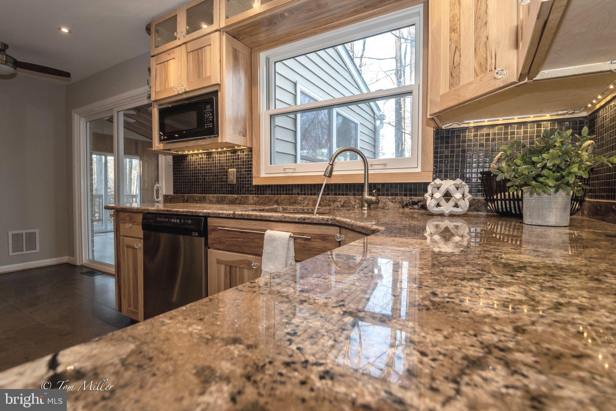 VELVET RIDGE - Residential