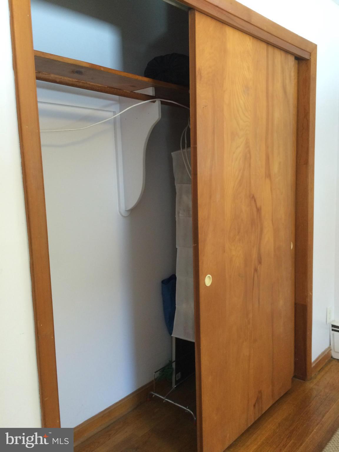 CYRANDALL VALLEY - Residential Lease