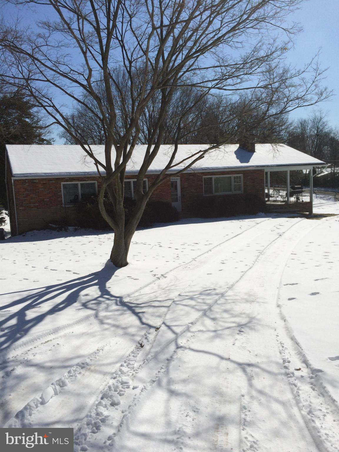 CYRANDALL VALLEY - Residential Lease