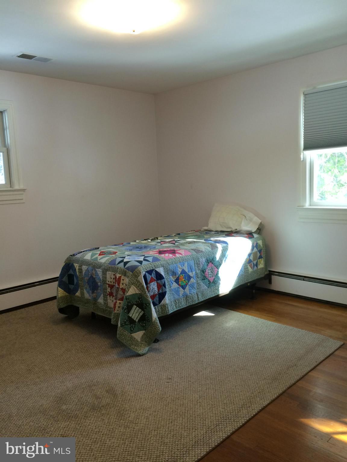 CYRANDALL VALLEY - Residential Lease