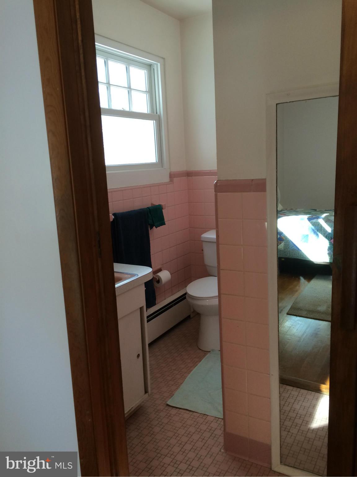 CYRANDALL VALLEY - Residential Lease