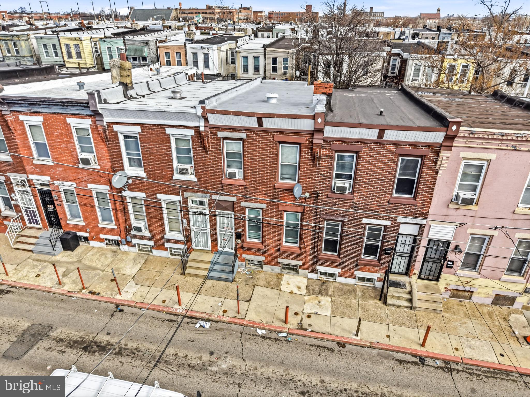 3427 N LEE STREET