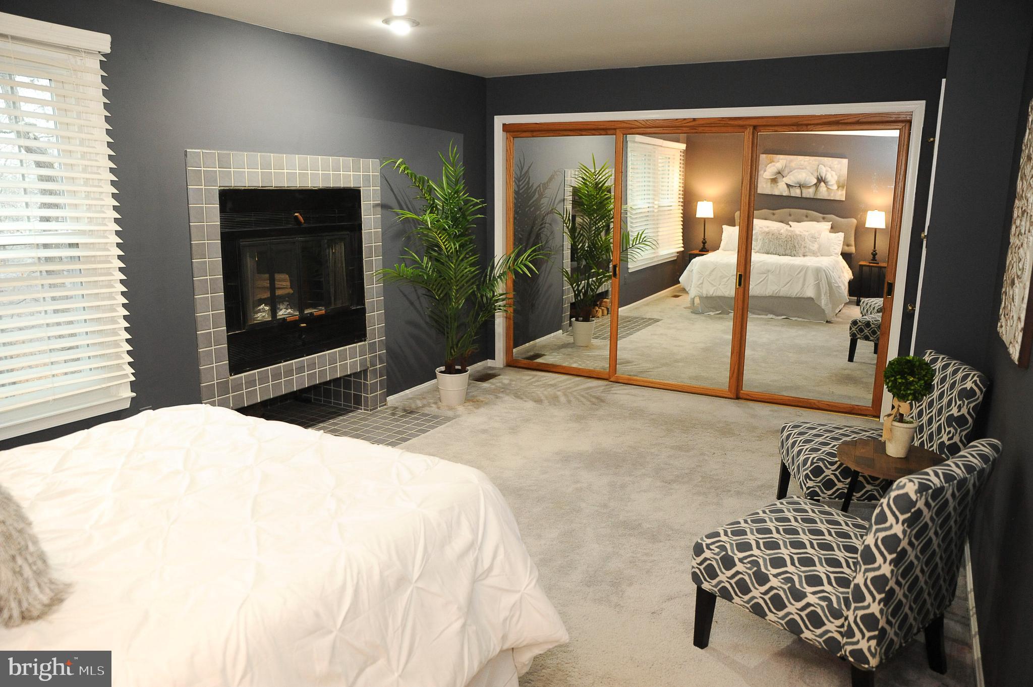 VILLAGE OF HICKORY RIDGE - Residential