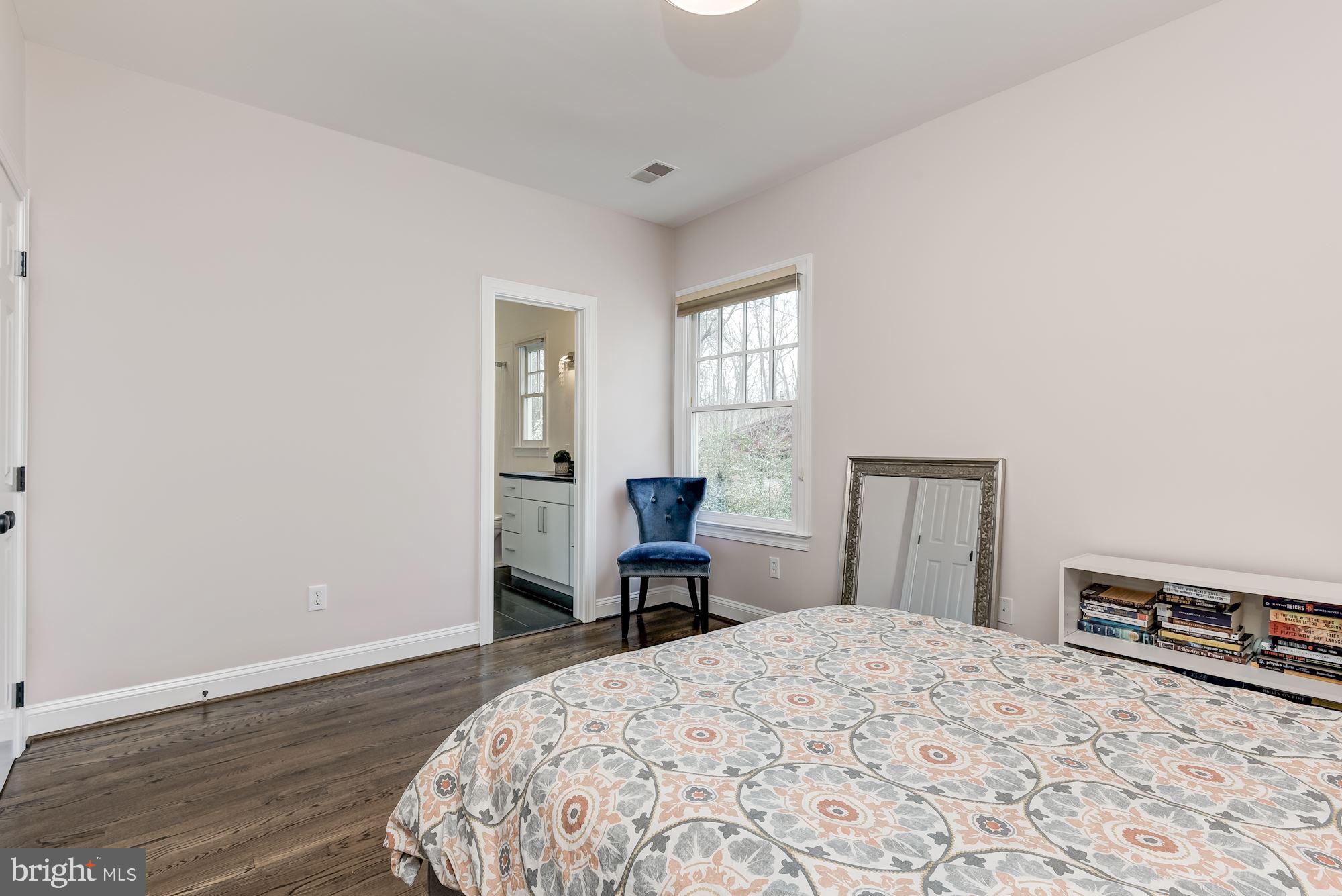 BETHESDA OUTSIDE - Residential