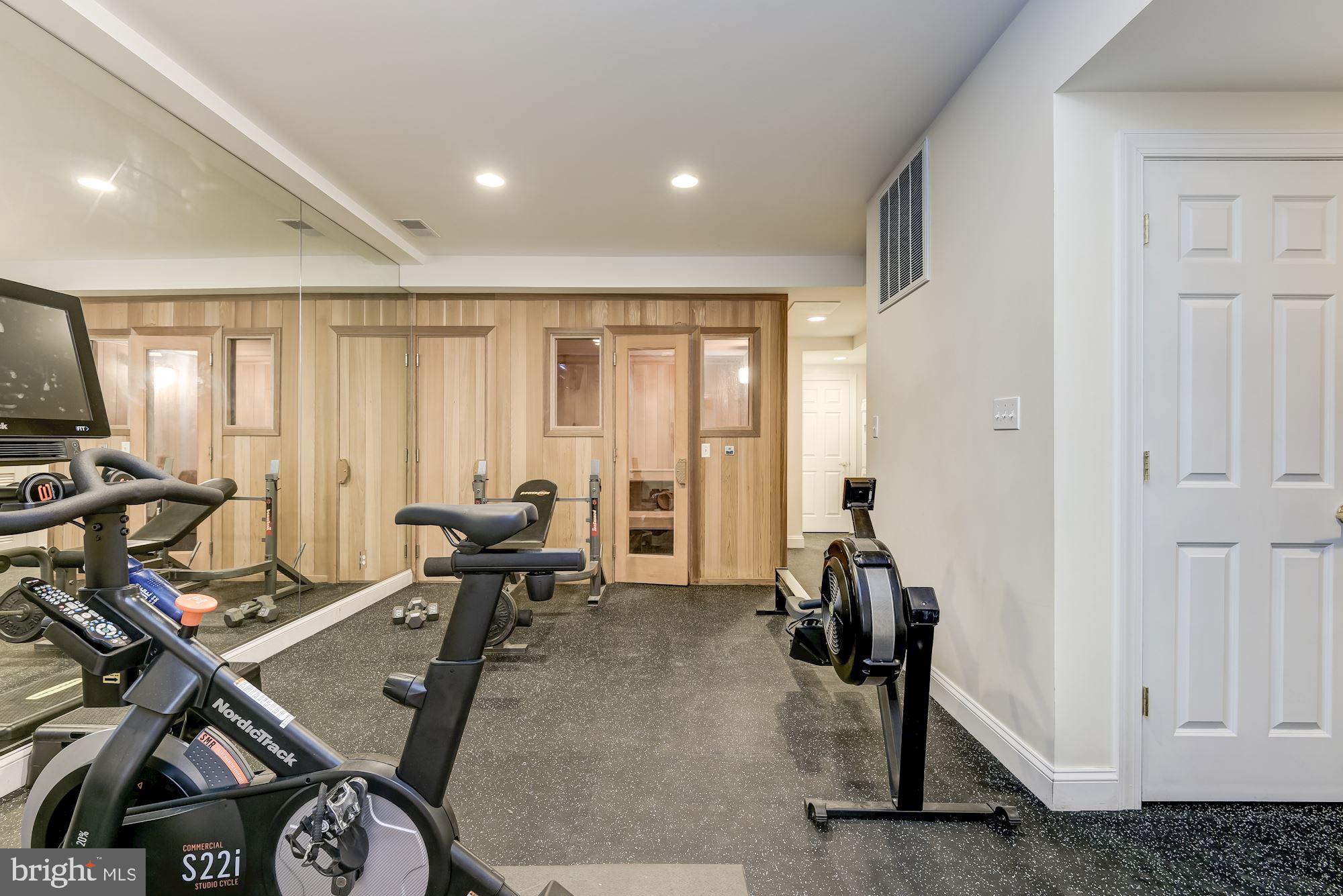 BETHESDA OUTSIDE - Residential