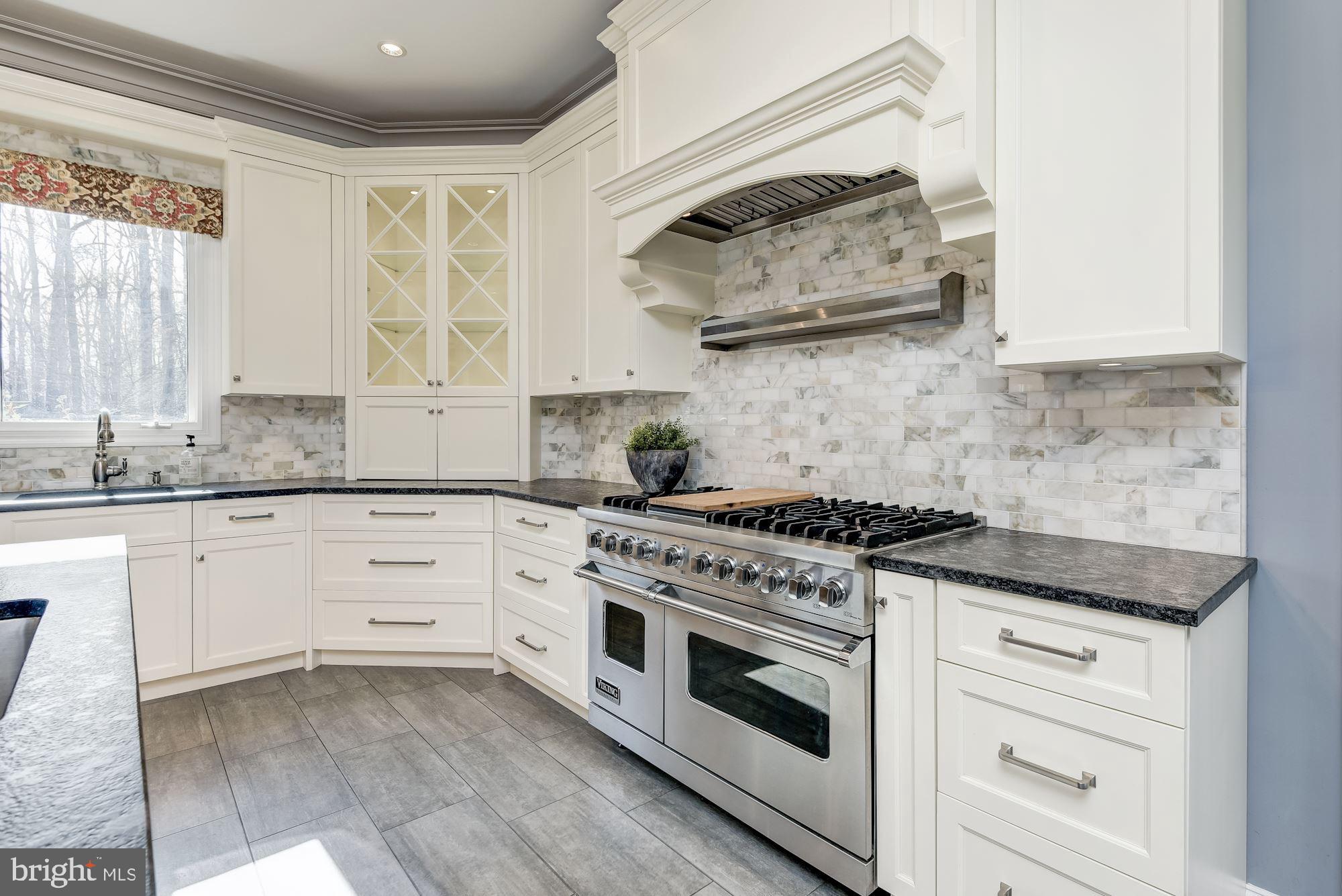 BETHESDA OUTSIDE - Residential