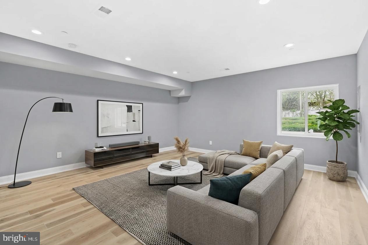 PARKWOOD - Residential