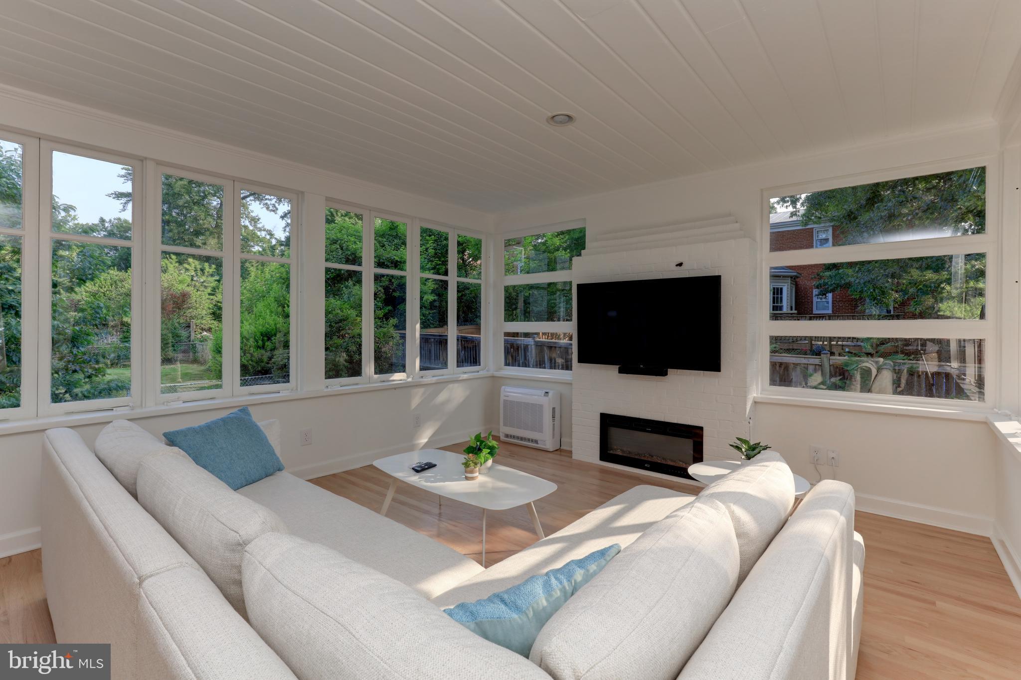 NORTH RIDGE - Residential Lease