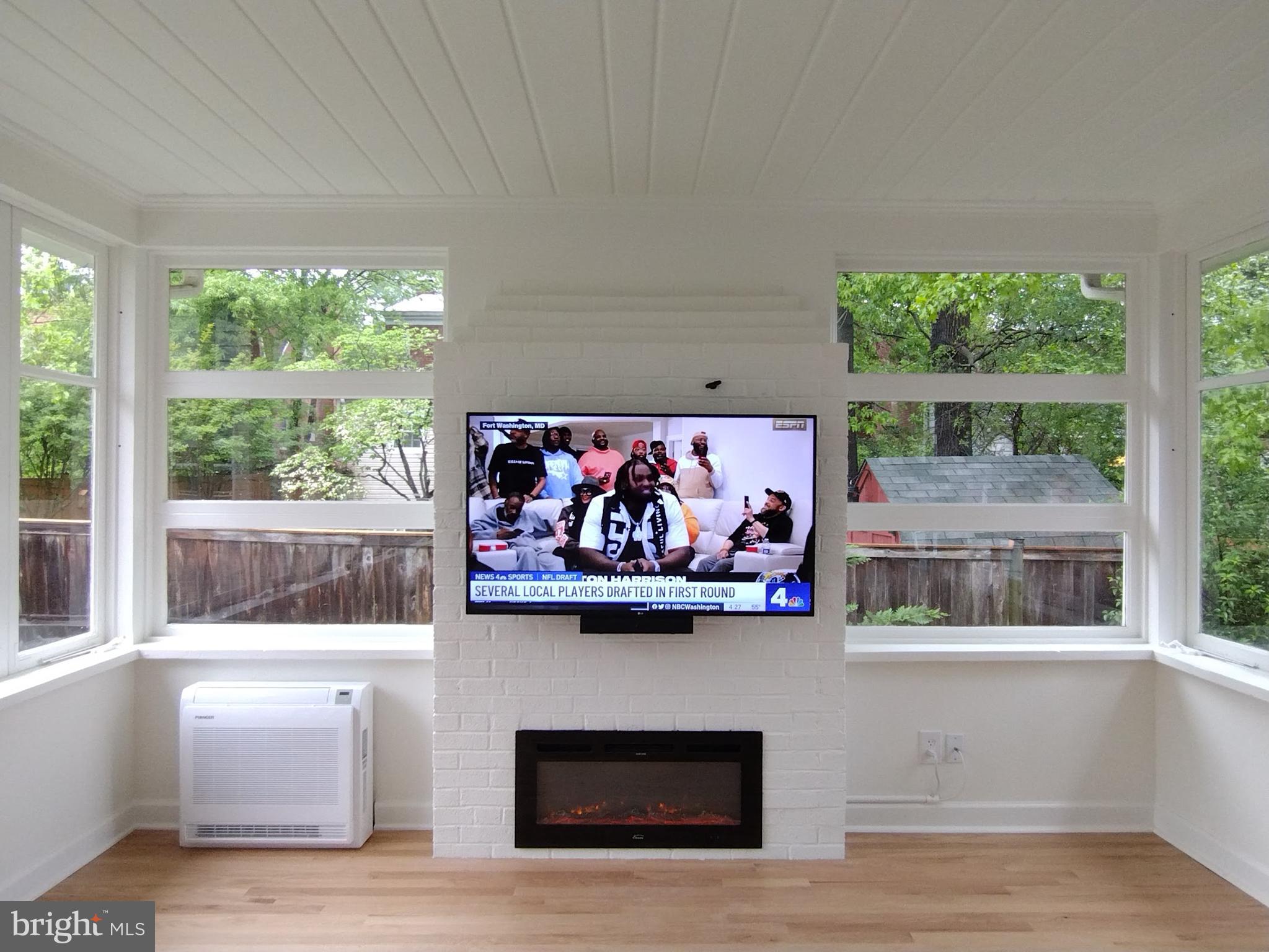 NORTH RIDGE - Residential Lease